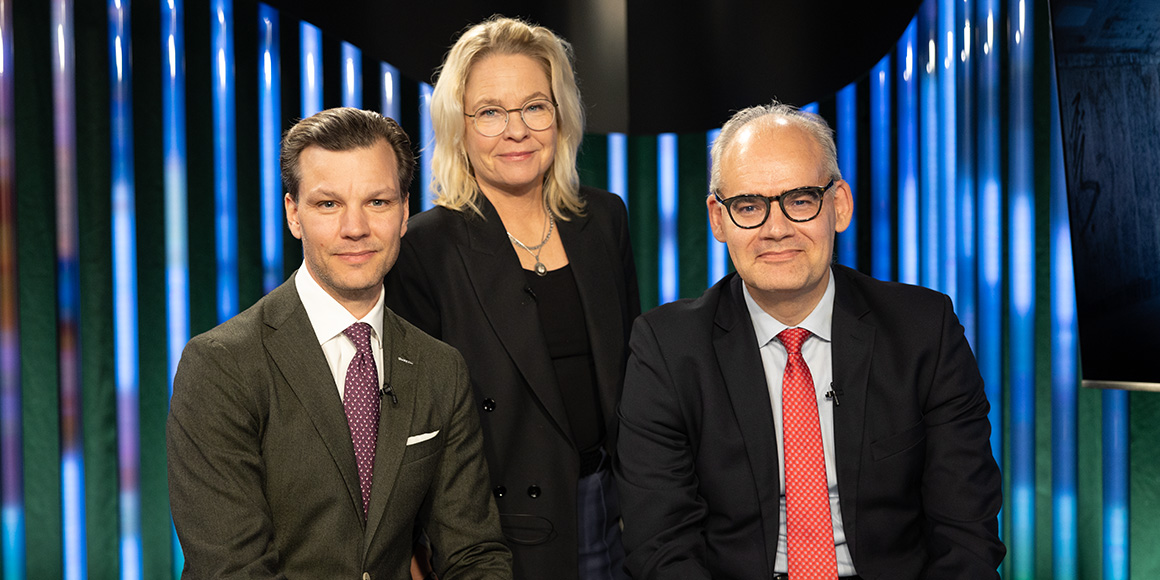 Johan Grip, chefsekonom på Företagarna, programledare Karin Hübinette och Anders Ljungberg från Arbetsförmedlingens analysavdelning.